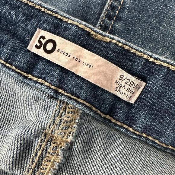 ★ High Rise Jean Shorts ★ - Picture 3 of 3